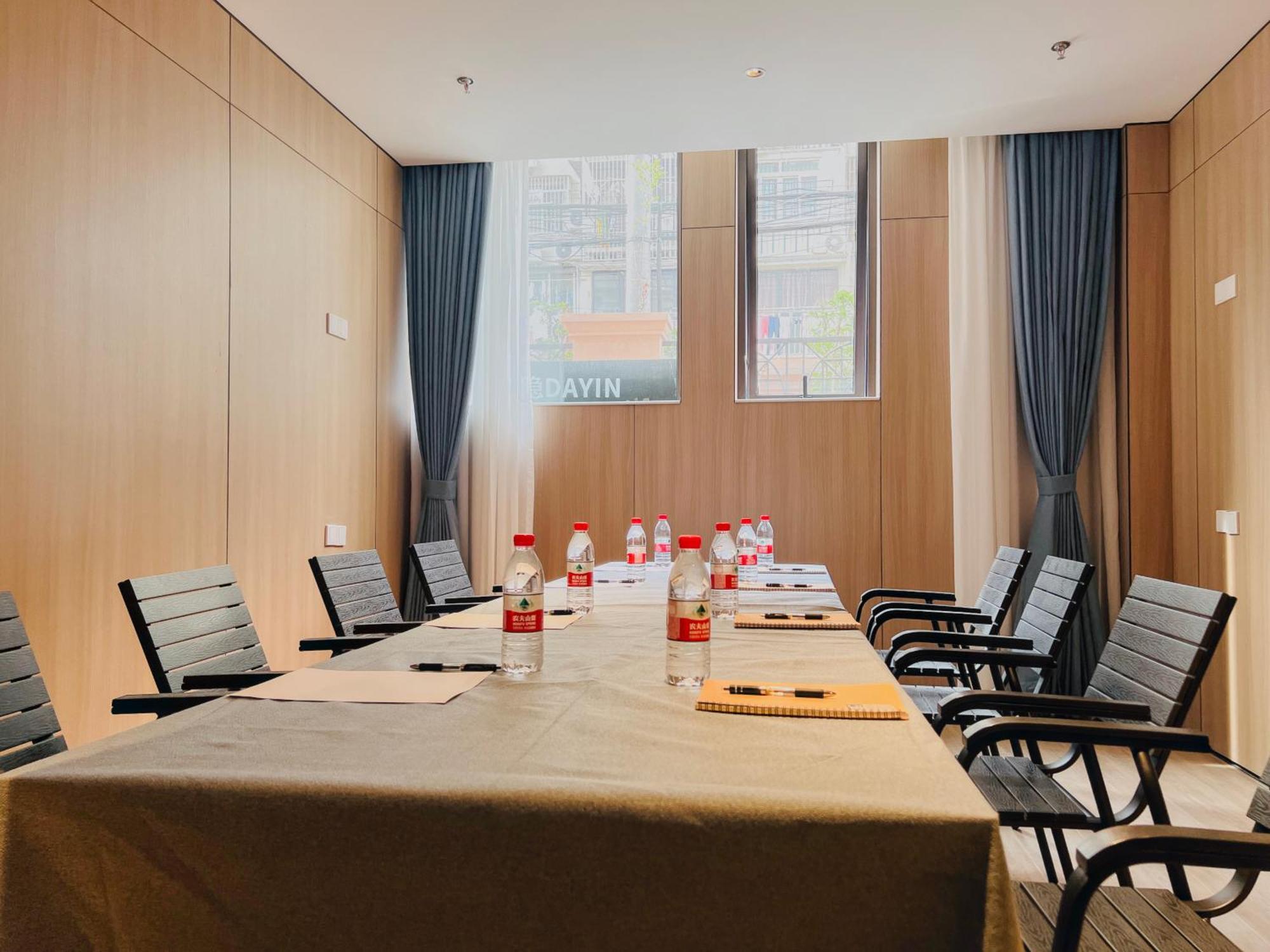 Dayin Garden Hotel -Near People'S Square & Nanjing Road-Large Social Area -Bar -Cafe -Gym -Free Laundry Luggage Storage -24H Front Desk-English Service Shanghai Luaran gambar